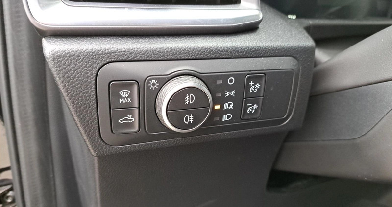 Volkswagen Amarok cena 243540 przebieg: 15000, rok produkcji 2023 z Poznań małe 106